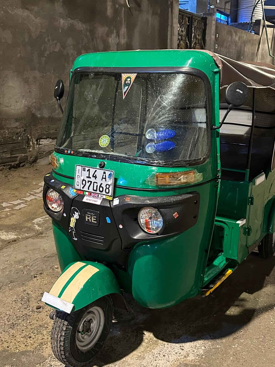 سلام عليكم تكتك موديل 23ام الكنر المحرك الكفر السود تكتك كفاله بيه بارد قليل بل صفحه وراجعه ملكوطه خياسات تكتك جديده عنواني بصره حي الحسين رقمي ***********سعر 8ونص
