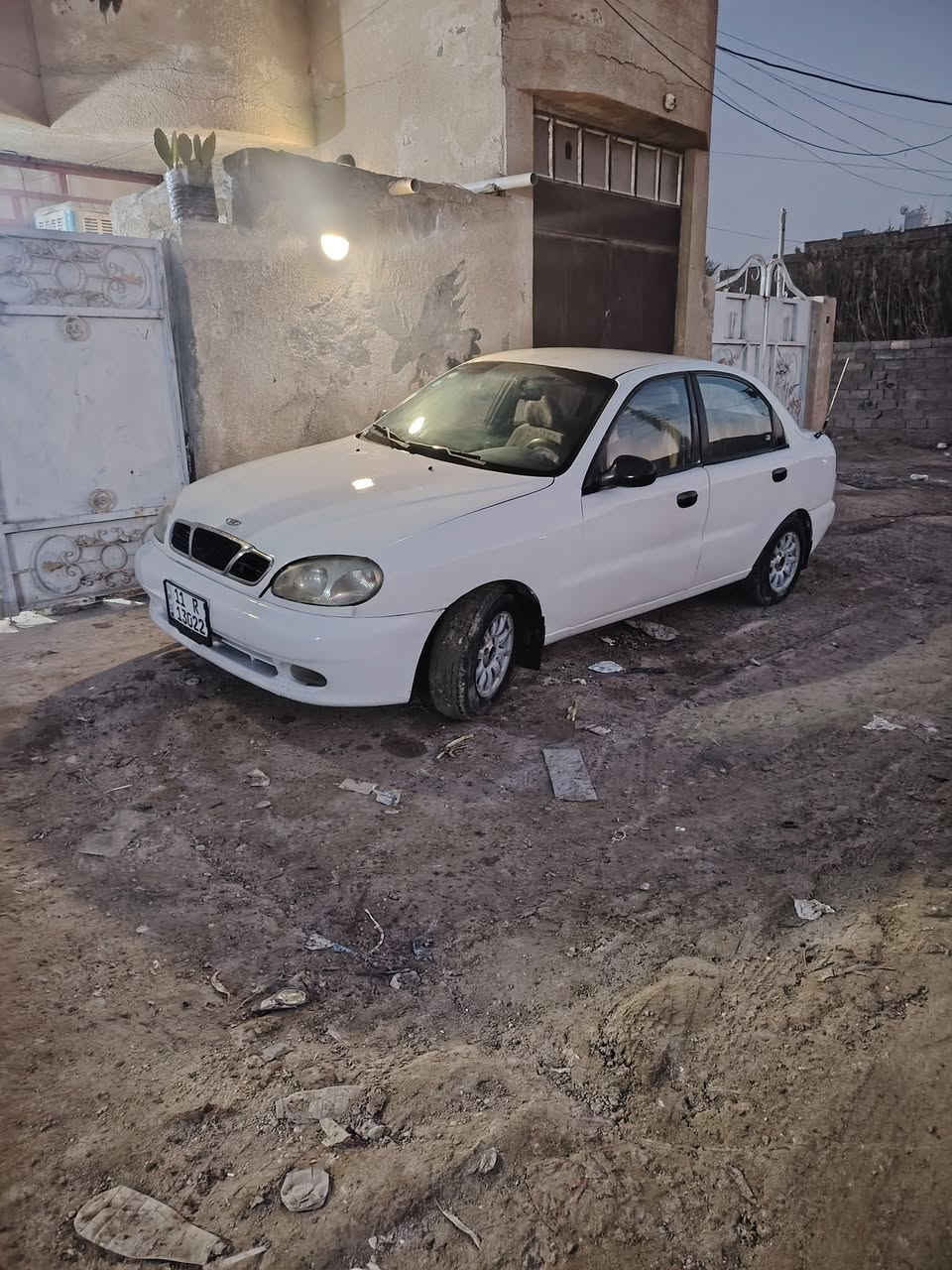 السلام عليكم من رخصه الأدمن دايو لانوس رقم بغداد الدولي هزه جديده وسنويه لحد نهاية 2030 بأسمي 
كير مكينه حدادة جدد كهربائيات كلهه شغاله تخم تاير باتري جديد تبريد شغال بس نقصه كمبريسر السعر 35 بيهه مجال حك الجيه مكان السيارة بغداد تاجي للاتصال  ***********
