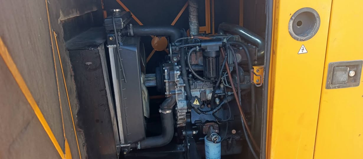 السلام عليكم مولد للبيع بيركنز انكليزي 50 كيفي جديد ***********
