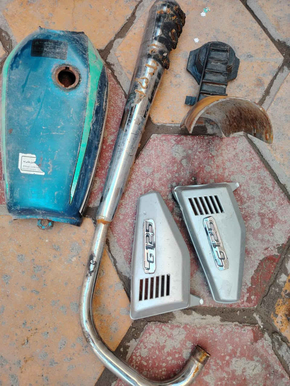 غراض دراجه للبيع ابيع شلع قفل 80 مكان نجف حي العسكري تفاصيل ***********
