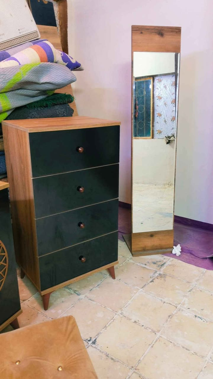💎💗 غرفة تركي مستخدم
9قطع
💯 نظافة 95%
🚪 نظام أبواب مرتب
💸 السعر550
🪛 شد مجاني
🚚 نقل مجاني
💎 بغداد, العراق


**إذا كنت صاحب هذا الإعلان وتريد حذفه لأي سبب، رجاءا أرسل رسالة إلى الدعم الفني**