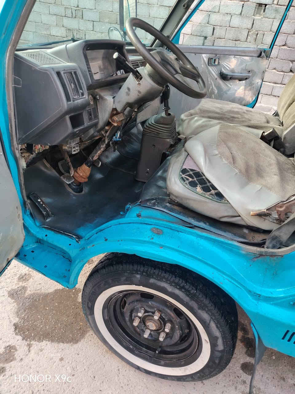 كيا للبيع موديل 96 رقم بغداد مكان كربلاء*********** السعر 58 ارجو من المشتري فقط اني اتصل شكرا
