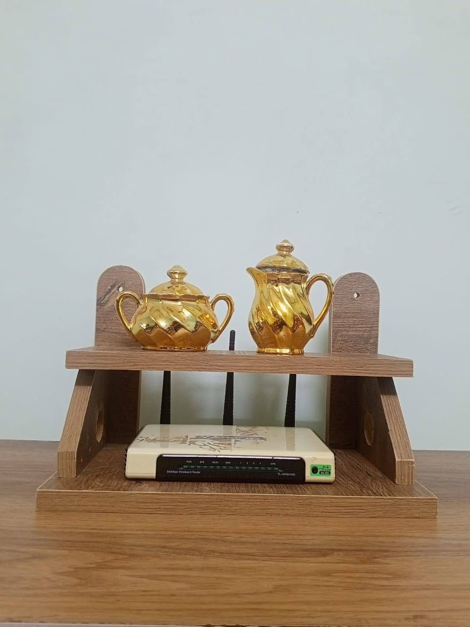 قاعدة راوتر انترنت من الخشب MDF
السعر 10 الف
عنوان كركوك تسعين
مراسلة واتساب ***********
