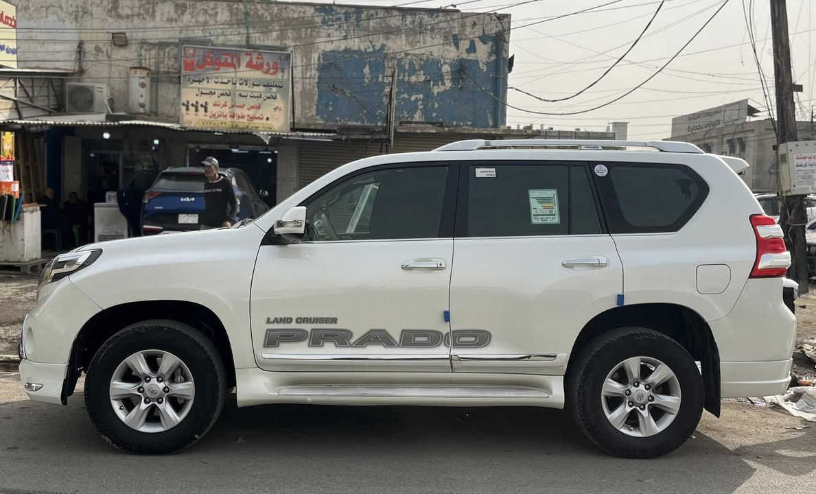 السلام عليكم للبيع او مراوس حسب القناعه
تيوتا برادو موديل 2010 محدثة 2017 
ماشية 240
مواصفات معروفة 
.7 راكب 
.تبريد 3قطع +ثلاجة 
.سبير تعليك 
. حساسات امامي خلفي 
.شاشة نفكيشن
كامرة خلفية+سيدي جنجر 
لايت زنون
محرك اربعه سلندر
2700cc
سيارة مكفولة كفالة عامة
 عدة  التحديثه الدعاميات 
مكان السيارة بغداد
رقم السيارة بغداد انكليزي 
السعر 225$
للاستفسار /***********
