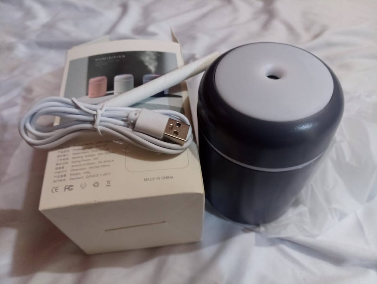 🌬️ مبخرة عطور ومرطب جو ذكي (حجم مصغر) ✨
غيّر جو غرفتك، مكتبك، أو سيارتك وانتعش بالعطر الي تحبه! (كما في الصور "1000489776.jpg" و "1000489779.jpg" و "1000489782.jpg")
العمل: ترطيب مثالي وتوزيع سريع للعطور الزيتية والمائية.
المميزات: حجم عملي للسيارة والمكتب، يشتغل بمنفذ USB، تشغيل صامت، مع إضاءة مهدئة.
الملحقات: جهاز المرطب + كابل USB + الفلتر الخاص به.
📥 للحجز أو الاستفسار وعمل طلب، يرجى مراسلة رسائل الصفحة مباشرة!
🚘 متوفر خدمة التوصيل.
#مبخرة_الكترونية #مرطب_جو #معطر_جو #اكسسوارات_سيارات #الحلة #بابل #العراق


**إذا كنت صاحب هذا الإعلان وتريد حذفه لأي سبب، رجاءا أرسل رسالة إلى الدعم الفني**