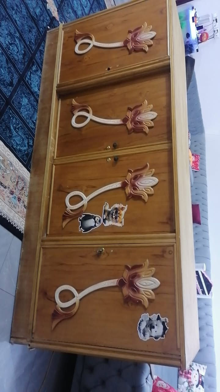 سلام عليكم بوفيه مستعمله للبيع التواصل على الرقم الاتي ***********
