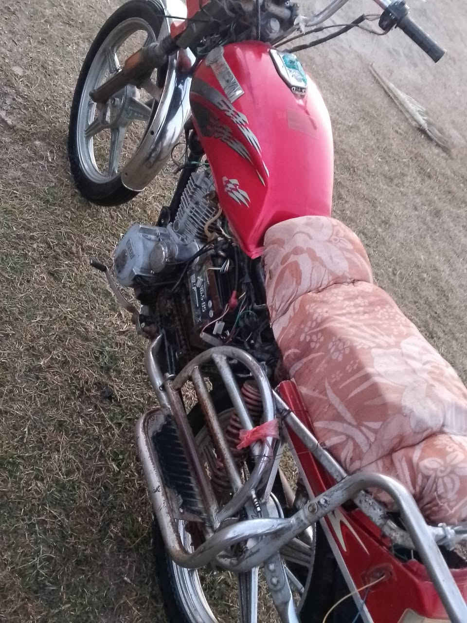 دراجه فيوم كلك سعر 175 وبيه مجال رقم الهاتف ***********
