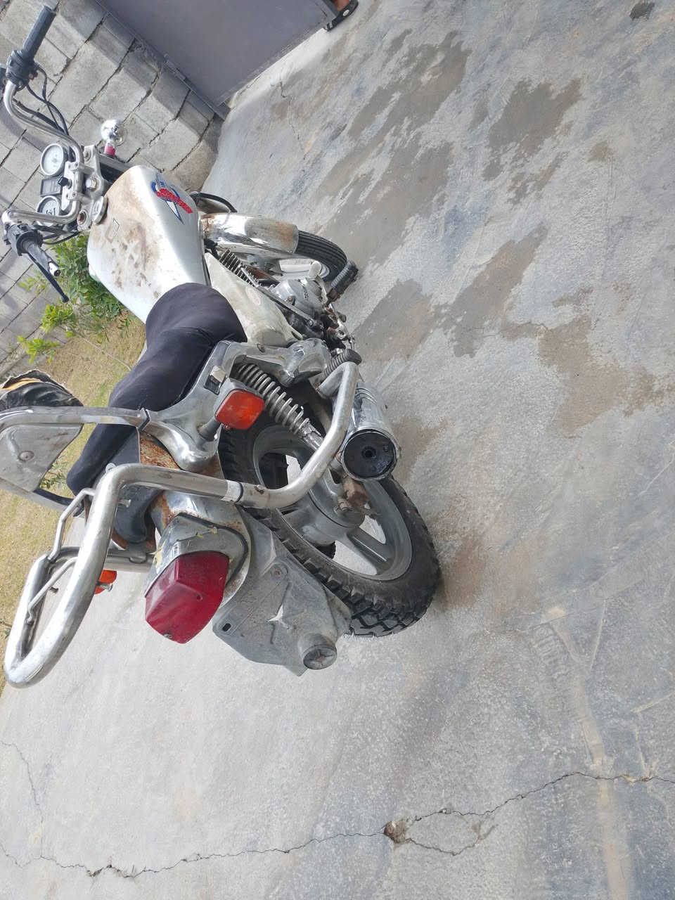 صلاح الدين قضاء بلد
سلام عليكم دايلم للبيع مكينه ما ملعوب بيها كهربايات كلها شغاله حتى الشاير ماطور نضيف تايرات شادها جديده كامل مكمل سعر 300ستفسار***********
