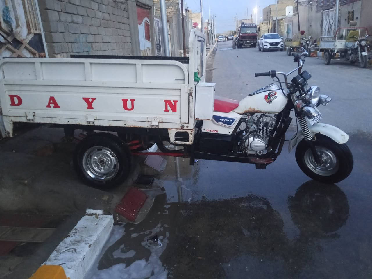 14 للبيع رقم انكليزي
سعرها مليونين  مكان سوك الشيوخ
***********
