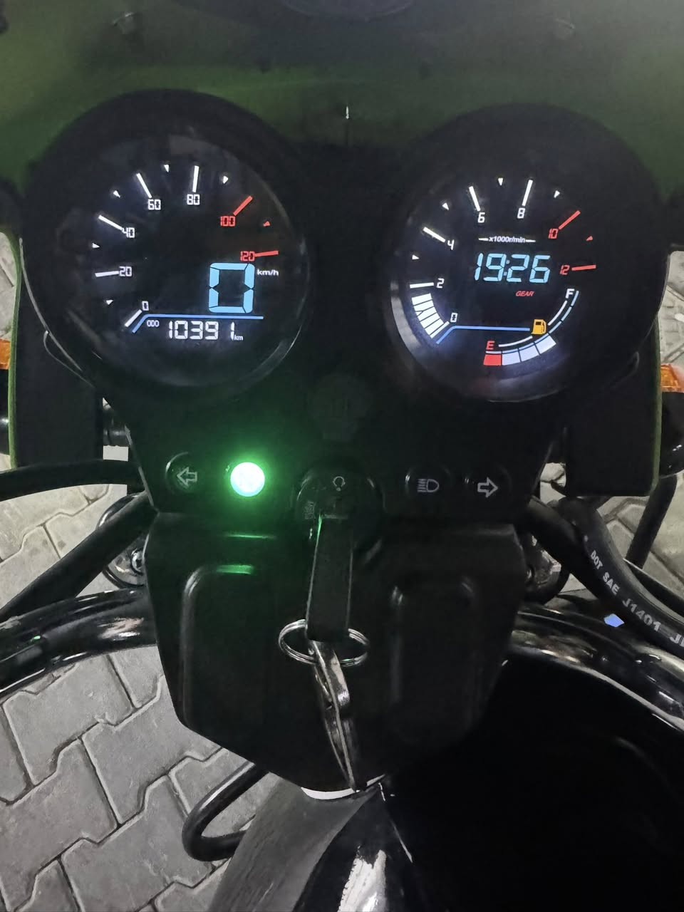 دايوان جبلي موديل 2025

رقم اربيل سنوية وهزة جديدة باسمي تحويل ثاني يوم 

دراجة زيرو ماشية ١٠ الالاف 

رايدها بمليونين و٤٥٠ 

وبيها مجال بسيط للشراي 

رقمي ***********

مكاني جامع النداء 

بغداد
