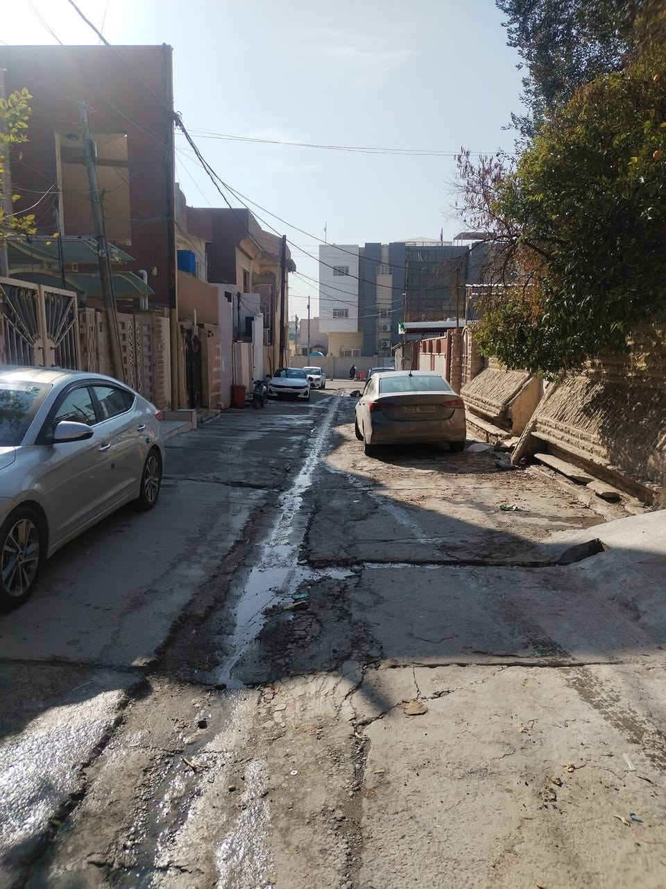 للبيع بيت في حي السكر قرب مستشفئ الخنساء
المساحه ٢٢٠ متر طابقين فرع صبه
البيت بسعر ارض
البيت صالح لسكن والاستثمار
سند طابو شرط التحويل تتكاتب مع الشرعي مباشر
السعر ٢٢٠ مليون

للاستفسار اتصال على الأرقام التالية

*********** ابو عمران
*********** واتساب

أو مراجعة المكتب الكائن في حي الصديق مقابيل سنتر بغداد
