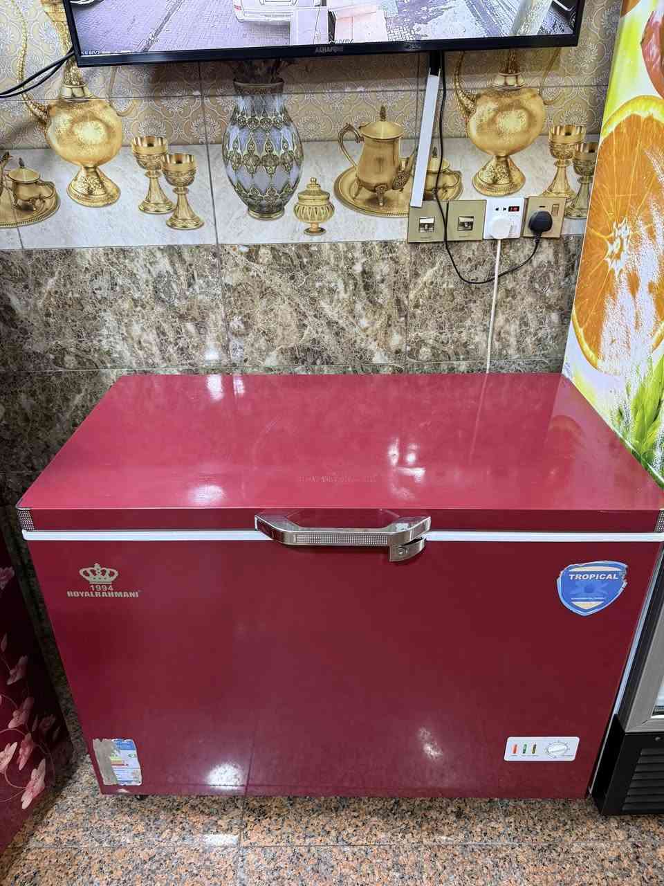 سلام عليكم      ثلاجه كينود ماركه عالميه نضافه جديده شغالات من كلشي فريز براد ونضافه كدامك بل صور 
ثلاجه وبراد ومجمده 
سعرهن كامل مليون مكاني بغداد السيديه 
***********
