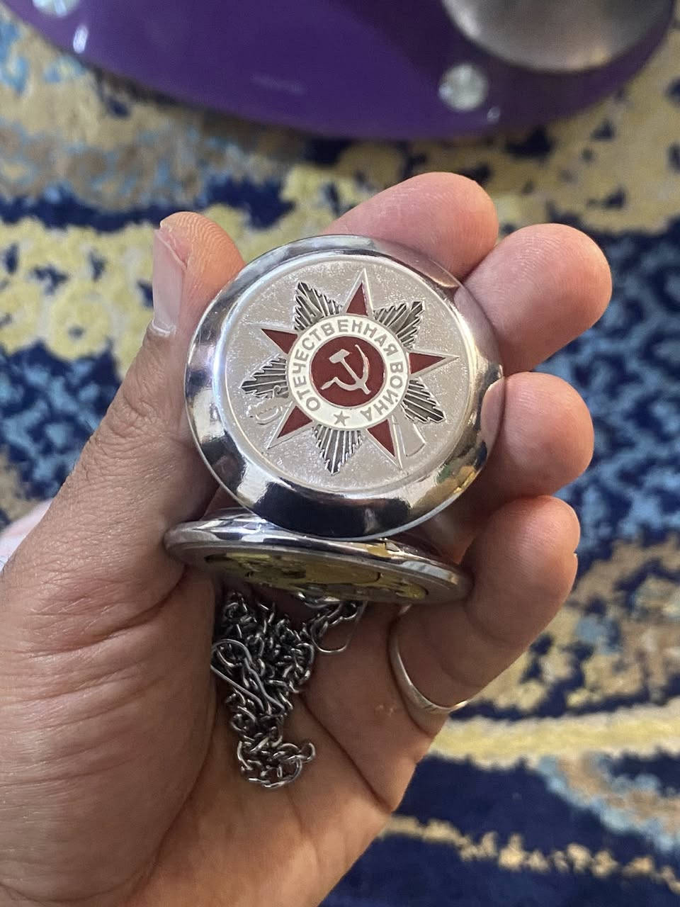 السلام عليكم 

ساعه انتيكه تاريخ لصناعه ١٩٤١
شباب اعله سعر ابيع عندي توصيل


**إذا كنت صاحب هذا الإعلان وتريد حذفه لأي سبب، رجاءا أرسل رسالة إلى الدعم الفني**