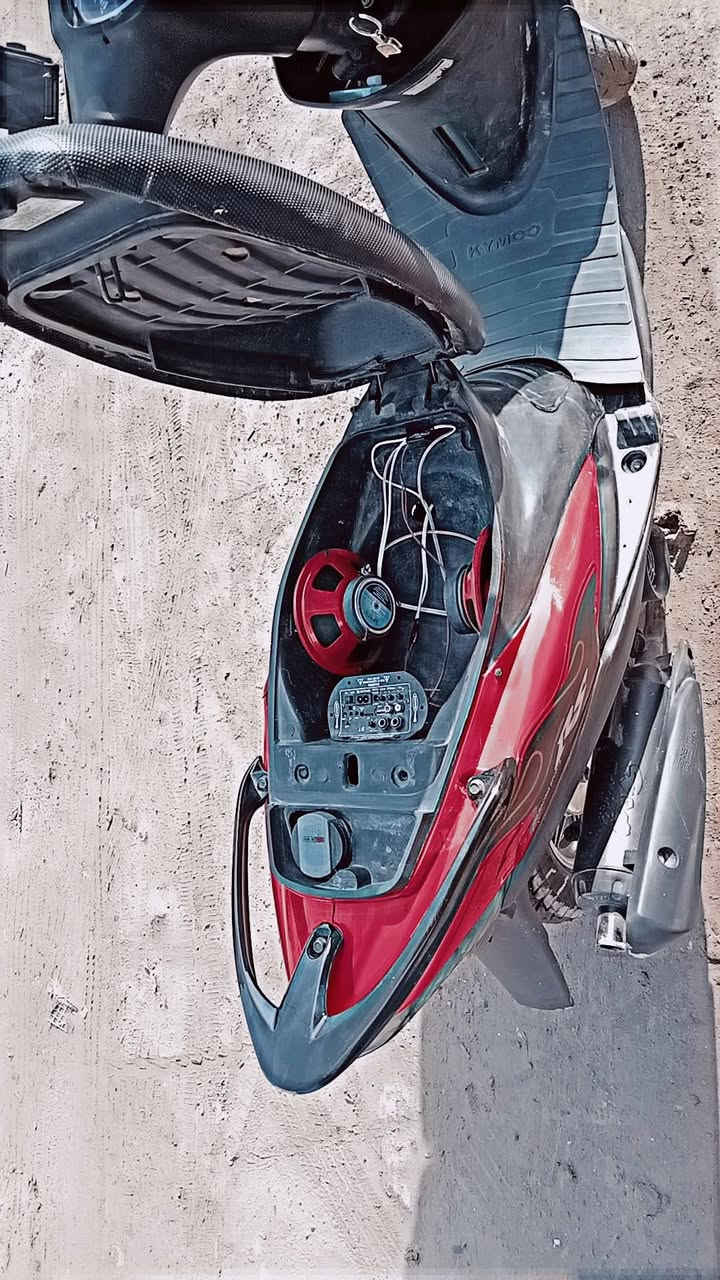 سلام عليكم دراجه ماكس نضيفه دراجه حلوه كل نقص ماكو بس لشاير واكفه بوشه 55دراجه شلعه نصبته حلوه دايرات جدد نضيفه امانت الله  سعر650وبيه مجال بصيط مكاني شهداء البياع نتصال ***********
