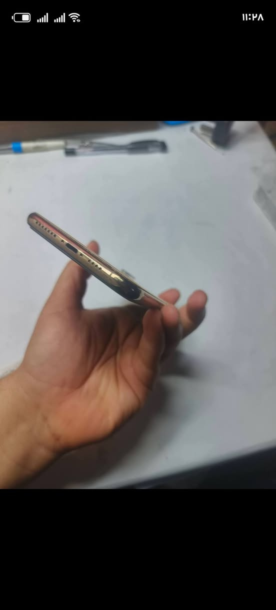 سلام عليكم اكس ماكس البيع جهاز بيه بس شوي سواد بل شاشه جهاز خير من الله الكامره عاطله السعر 180وبيه مجال ***********
