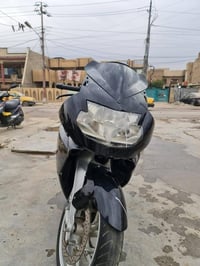 دراجه للبيع نوع بي أم مكينه 1200 سته كير يعني 6نمركاردن اسوجهه ظايع سي...