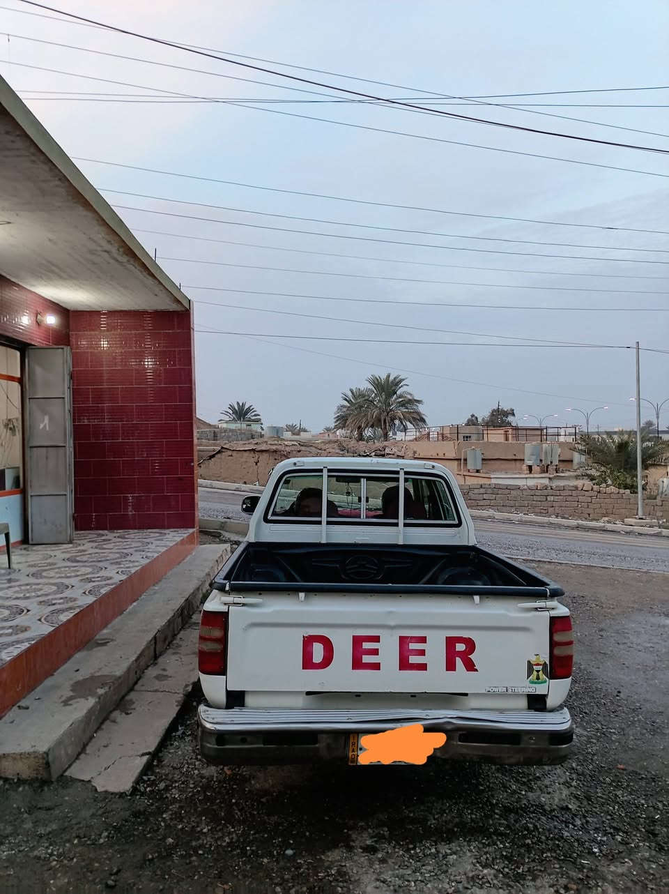 سلام عليكم سوبر دير للبيع موديل 2014 رقم صلاح الدين ألماني سنويه 28 تدفئه تبريد كهربائيات كلها شقاله السعر 60 ارقم ***********
