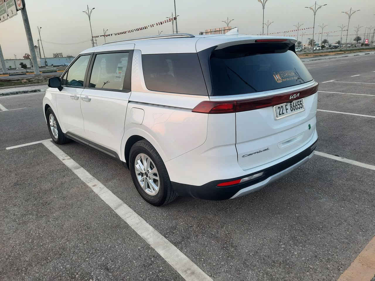 سلام عليكم الاستفسار *********** السعر 225 كيه كرنفال موديل 2022 وارد امريكي حادث نص جملغ امامي نفسه ليبل واحد ولباقي صور الحادث بلمنشور مكفول كفاله عامه السياره جديده جداا. محرك 6سلندر بانزين كير محرك حداديه تبريد مكفولات تخم تأير جديد السياره بررغي مامفتوح بيه موصفات شاشه كامره امامي خلفي بيبان كهرباء اشاره بلمرايه رادارات حساسات خلفيه اماميه تحكم جهتين. بصمه هندربريك بصمه تبريد مركزي بعد بيه موصفات السياره شخط مابيه مكفوله من شخط وبارد رقم اربيل نكليزي سنويه وهزه جديده اسعر 225
