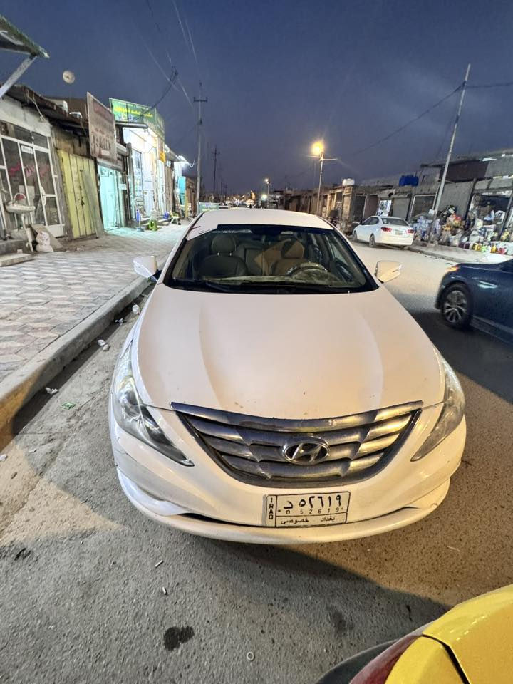 سلام عليكم سوناتة لبيع سيارة مصبوغة عام باقي تفاصيل يم راعها هاذا رقم رعها/*********** مكان كربلاء طوريج
