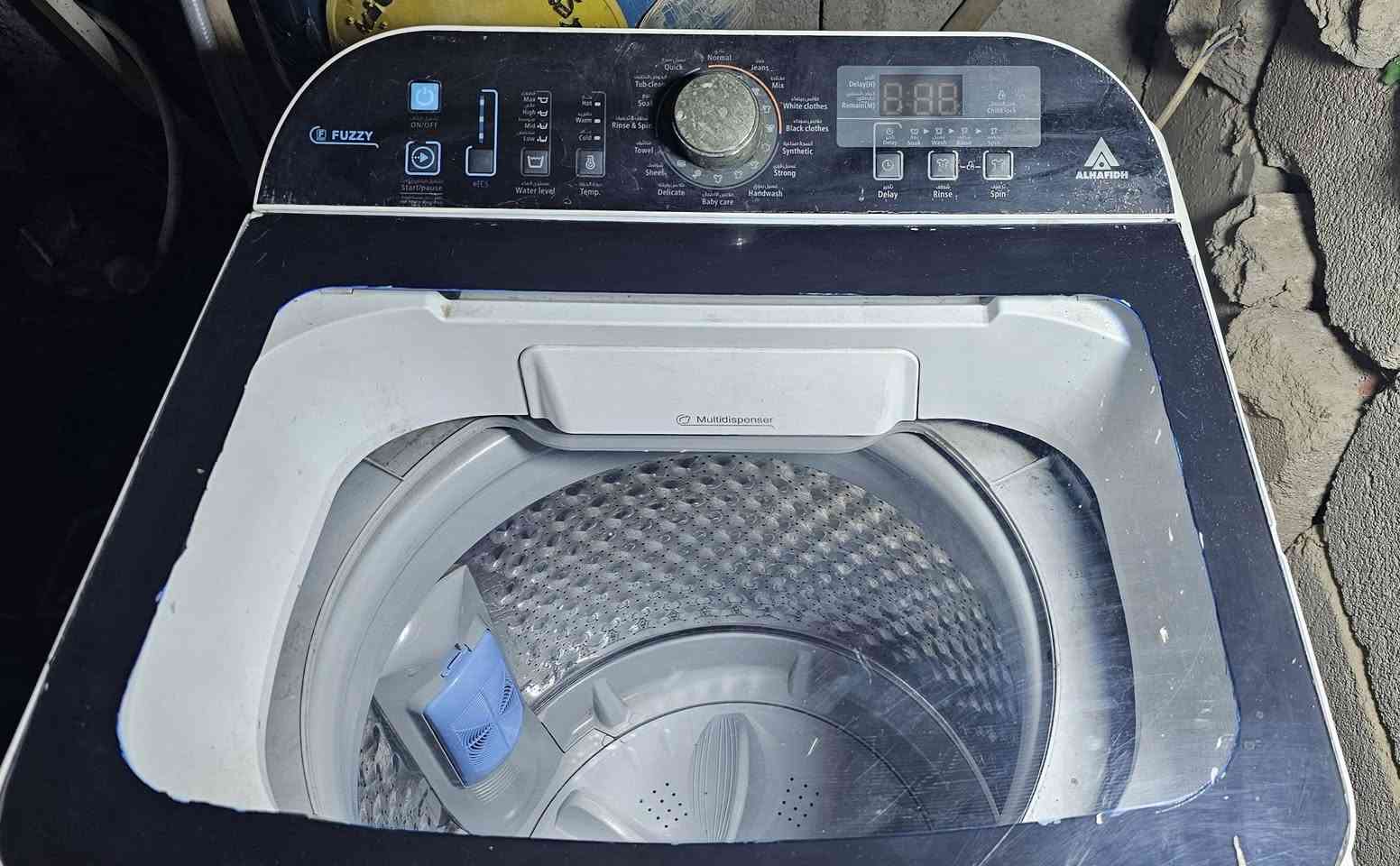 غسالة الحافظ ١٣ كيلو نظيفه جدا جدا وشرط الغسل والتنشيف عالشرط مكاني الهارثه وتوصيلها عليه وهذا رقمي***********
