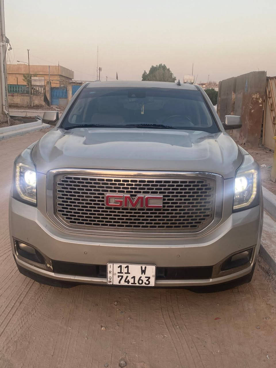 السلام عليكم
موديل 2015 كندي بدون صبغ ماشي 190 السعر 290 وبيها مجال ***********
