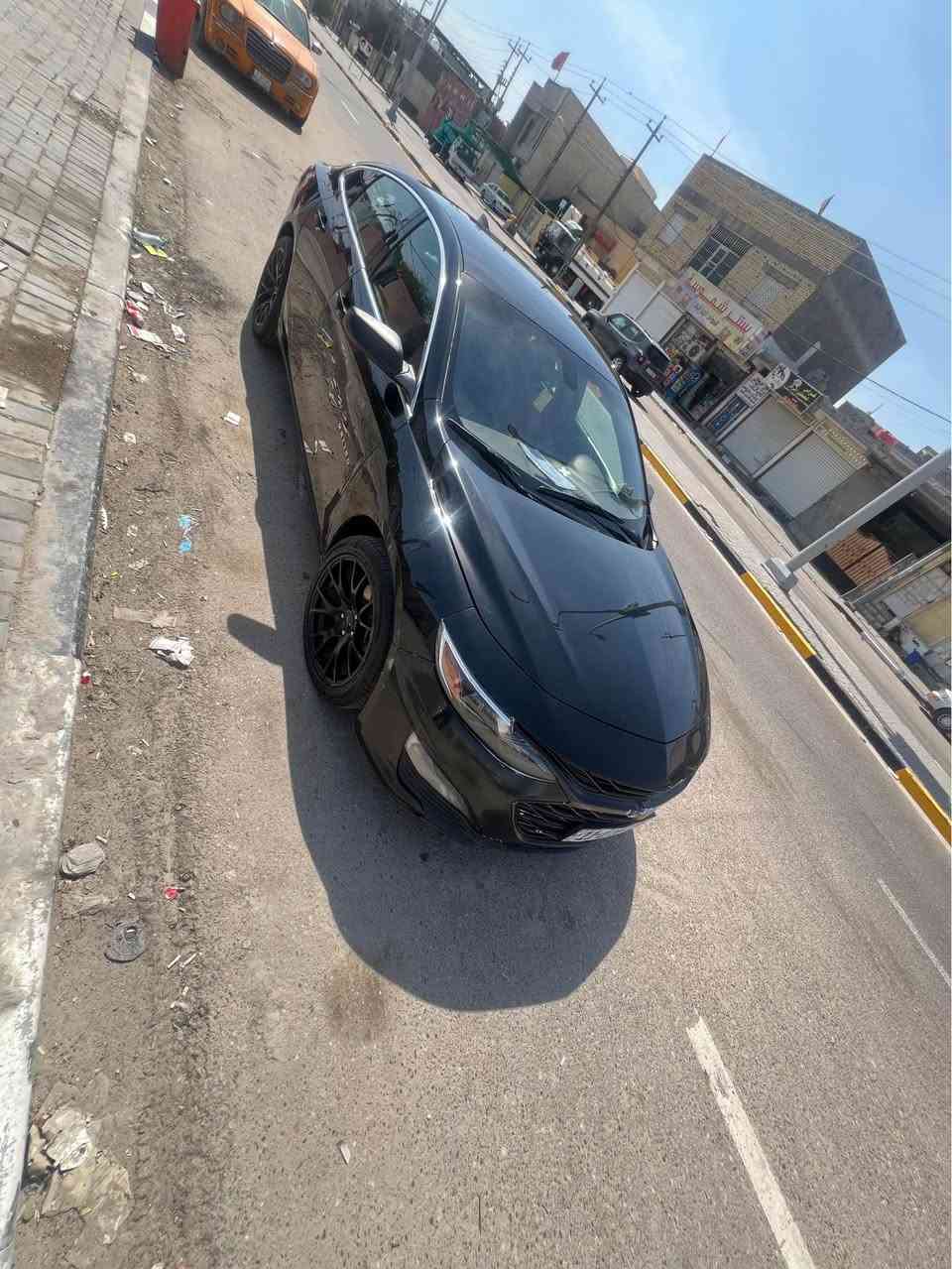 ماليبو موديل٢٢
رقم بغداد معوقين باقي سنتين وتصير حرة سيارة استخدام شخصي ماشية٤٩ميل
نظيفه بانزين كله محسن اخليله ودهن اصلي 
حادثها بس الي ب امريكا صفح مو بجم  السعر١١٠ وبيها مجال
*********** Singapore
