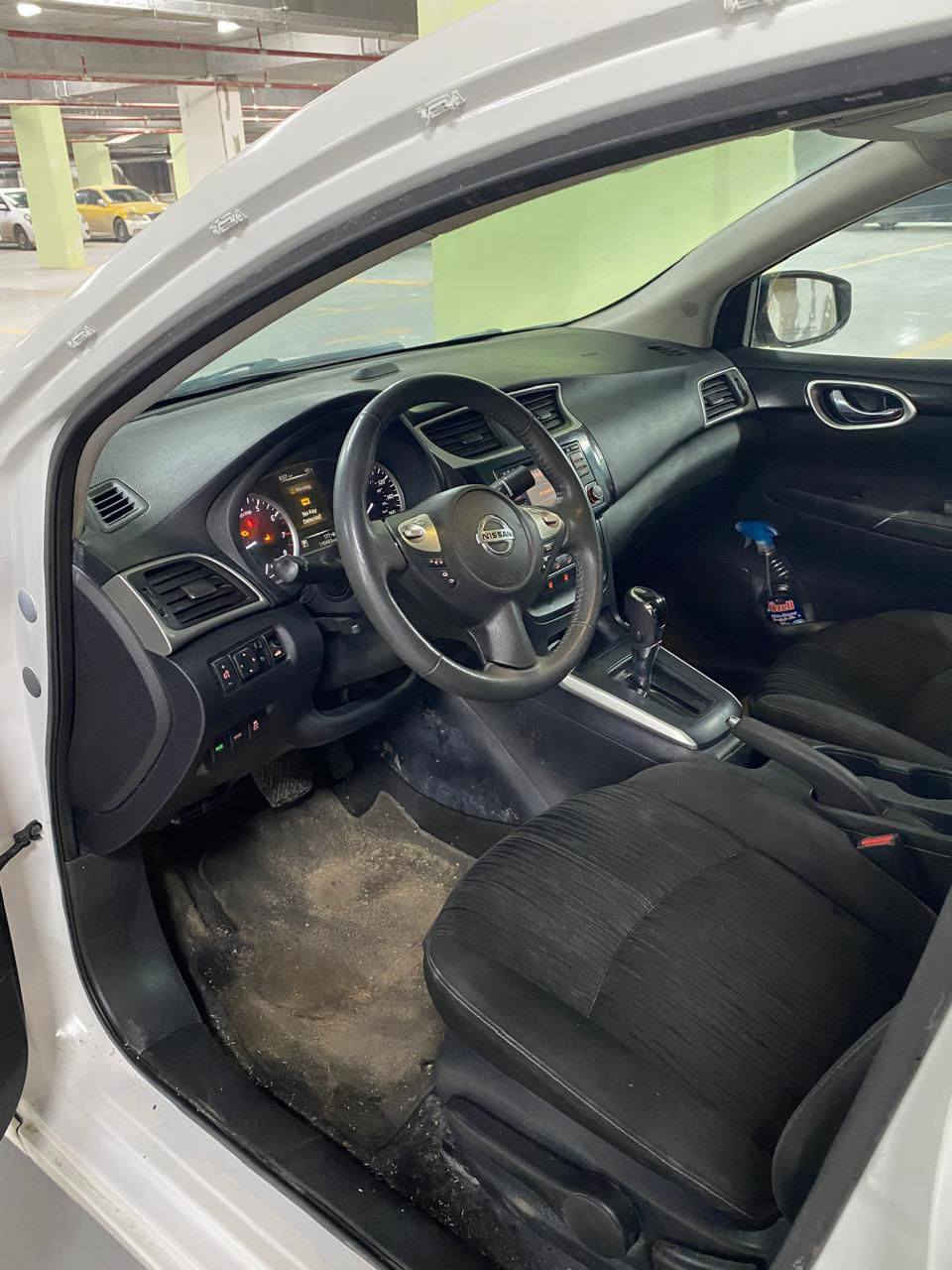 نيسان سنترا 2019 
ادوات ادوات ادوات (بدون رقم )
فئة SV
محرك 1800 + كير جديده بمعنى الكلمه 
✅بصمة
✅شاشه 
✅كاميرا دواره 
✅تحكم ستيرن جهتين 
✅داخل اسود 
✅ويل 16 عادي + كباته موجوده 
✅تبريد شغال 
✅حدادية جديده 100‎%‎ 
‏✅ABS + مانع انزلاق 
✅بلوتوث + منفذ AUX +USB
✅تخم تاير جديد 
السياره جديده بمعنى الكلمه ومديلها عالي 2019 
ما عايزه اي شي 
السعر 52 وبي مجال للطيبين 
مكان السياره النجف 
للأستفسار الاتصال على الرقم ‭***********
