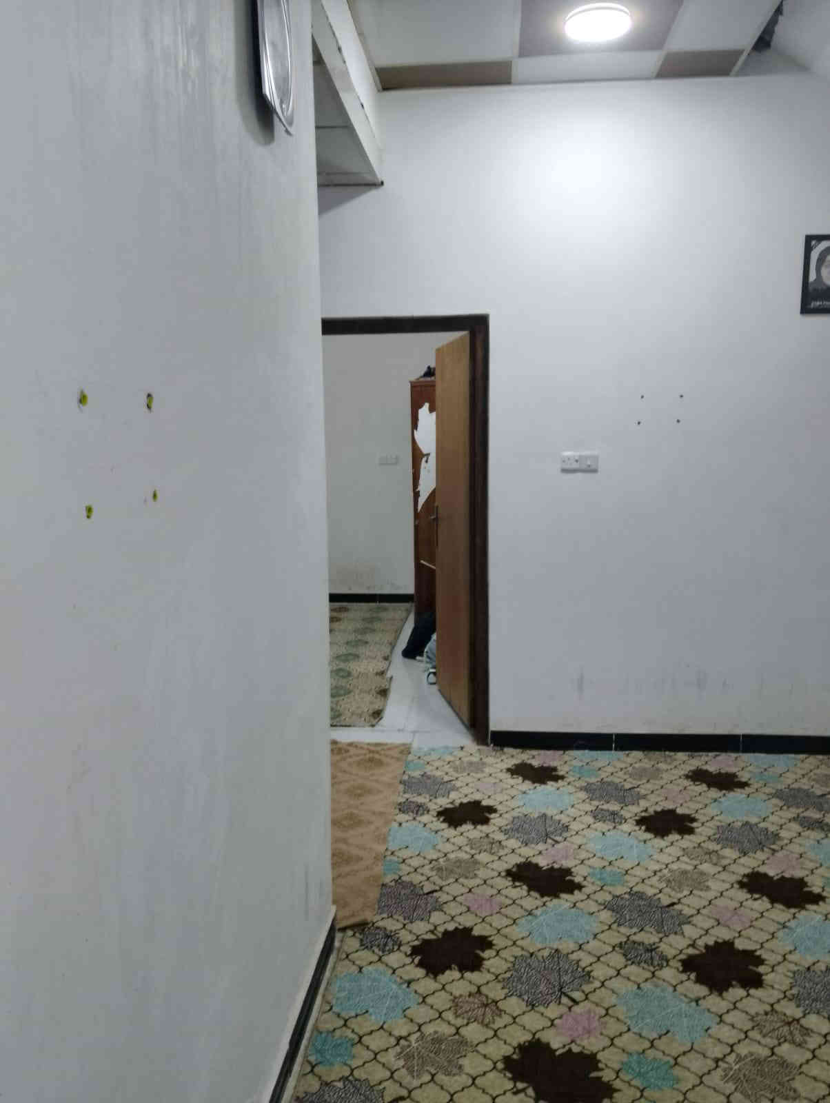 السلام عليكم ورحمة الله وبركاته👋
***********
#دار سكن البيع بناء 2024
# المساحه 200م 
# الواجه 10 ونزال 20
..................... 
# نوع العقار طابو زراعي بإسم عراقي
# وكاله ومكاتبه ونسخه من طابو
................... 
# يتكون من قرفه2 وصاله وصحيات 
# على شارع 10 م
# جميع لخدمات متوفره
# العنوان بصره ابولخصيب منطقت طريزاويه
...................... 
سعر 65 وبيه مجال
الاستفسار📞 ***********
