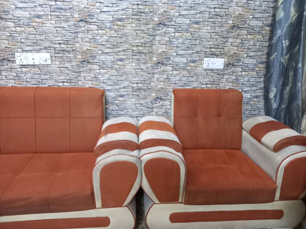 سلام عليكم تخم قنفات نضيف مستخدم البيع   كلش قوي الله شاهد سعره 500وبي مجال الي يحب يتوصل ع هاذ رقم صاحبه ***********
