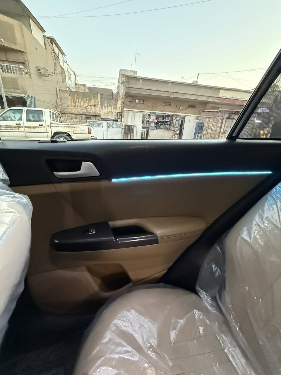 السلام عليكم 👋🏻
سبورتج 2019 خليجي مكفوله للبيع 💯
مواصفات 
بانورما✔️
بصمة✔️
كشنات جلد✔️
تحكم ستيرن✔️
اشاره بلمري✔️
زراك لايت✔️
ويل كب✔️
تبريد قطعتين✔️
مري شفط✔️
صندوق كهربائي ✔️
انارة محيطية ✔️
شاشة أندرويد كاربلي✔️
مكينه 2000 دوش
ماشيه 42 وقابل للزياده رقم بغداد باسمي تحويل ثاني يوم 
السعر 225 ورقه  وبيه مجال مكان السياره بغداد رقم الهاتف :  ‭0776 633 8150‬
