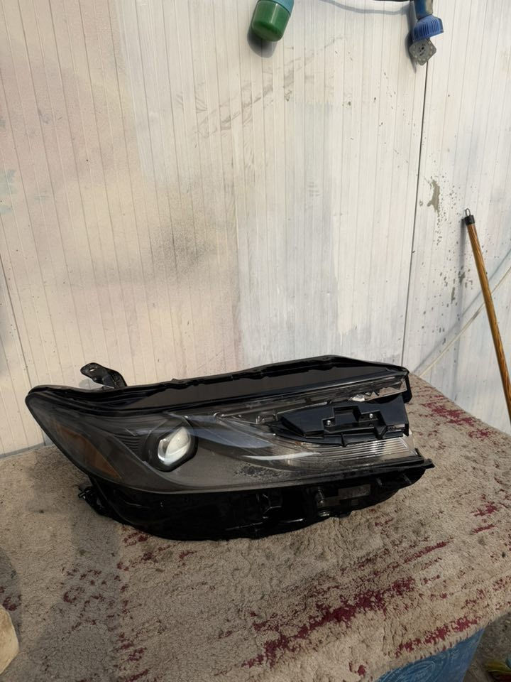 السلام عليكم

اغراض كامري 2025

زوج لايتات 

ودرع خلف الدعامية لاماميه جديد ومابي أي ضرر 

مكاني بغداد وأي محافضه تريدهن اكو توصيل

***********
