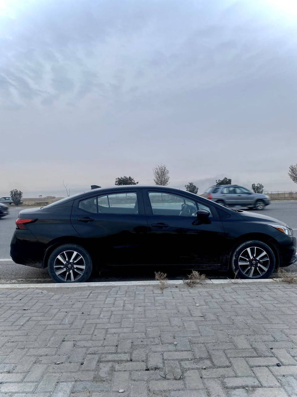 للبيع . نيسان فيرسا . موديل .  2021.
سيارة عل وضع الشركة .. 
رقم سنوية وهزة جديد 
  بيه قطعتين صبغ بدون دواخل 
  السعر .   110.   ومجال 
   
    ***********
