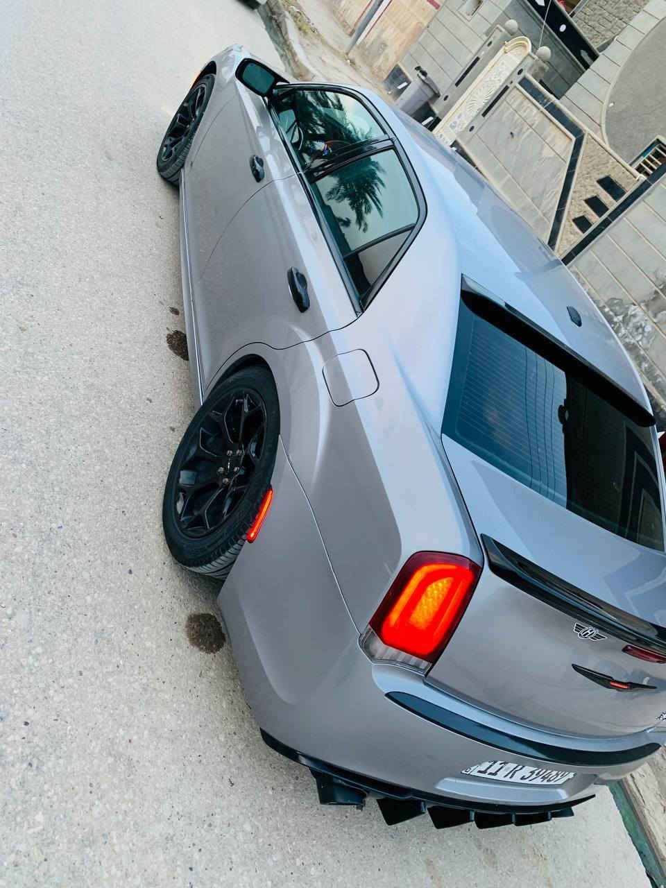 السلام عليكم اوباما 2014 S اصل
رقم بغداد نكليزي تحويل مباشر بيه 4قطع صبغ فقط كلير
سياره متعوب عليه واحلا من الصور وانظف بلعافيه علياخذه لاشخط ولا رصعه وبقيه مواصفات ال Sمعروفه مكينه وكير وحداديه كفاله شرط تبريد ثلاجه تراي زيرو السعر تصل *********** مكاني بابل القاسم
