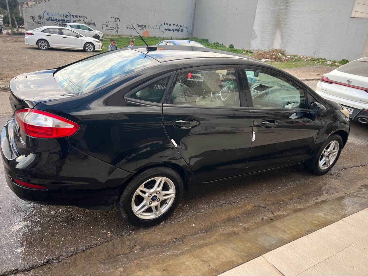 فورد فيستا موديل ٢٠١٧ دوو بارچة سبغ بى ژورى بي ليدران بي مسرةف ٦٥ هةزار ميل رويشتية ژ.م ٧٥٠٤٩٠٣٩٨١  نرخ ٨٢ ورقة مجال أربيل, العراق


**إذا كنت صاحب هذا الإعلان وتريد حذفه لأي سبب، رجاءا أرسل رسالة إلى الدعم الفني**