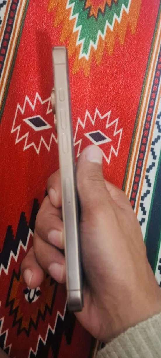 ايفون 16 برو ماكس شرق اوسط
ذاكره 256
🛑بطاريه 94
جهاز اصلي  وتر بروف. بدون ايي تبديل وضمان بشهر الخامس ينتهي  السعر 1350
  ***********
