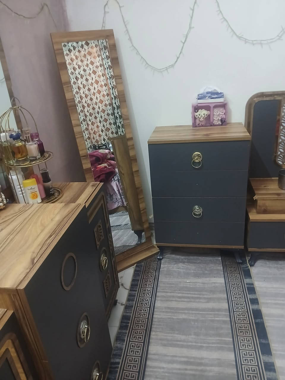 غرفه تركيه للبيع
9 قطع مستعجل على بيع 

*********** واتساب
