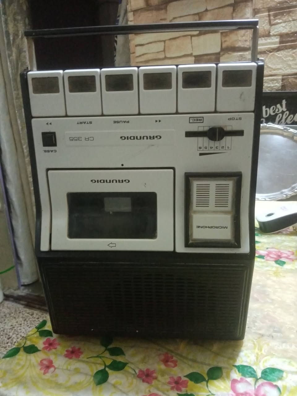 السلام عليكم مسجل لبيع شغال بس قبغ نقص باتري مع كاسيتات نسخ اصليه سعر ٦٥ الف مكان بغداد


**إذا كنت صاحب هذا الإعلان وتريد حذفه لأي سبب، رجاءا أرسل رسالة إلى الدعم الفني**