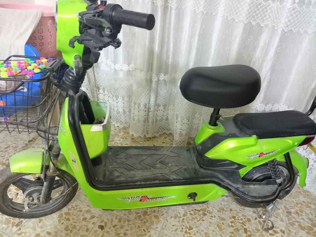دراجه شحن مستعمله شهر لو اقل
اربع بطاريات بصمه و سويج 
السعر275 الف وبيه مجال


**إذا كنت صاحب هذا الإعلان وتريد حذفه لأي سبب، رجاءا أرسل رسالة إلى الدعم الفني**