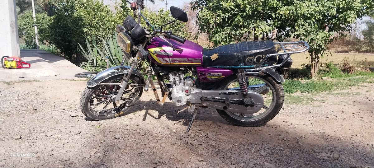 السلام عليكم دراجه ايراني سونك موديل 24  خمسه كير محرك 200 مكفول لاتبخير ولا نضوح شاصي مكفولل من العواج اوياله عدلات تايرات جدد بس بي نقص الجوزه ما اطفي فقط جوزه نكره سلف السعر 675 وبي مجال بسيط المكان اليوسفيه معمل زينب الرقم *********** بي واتساب
