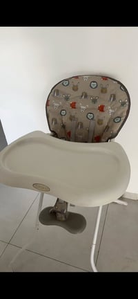 كرسي طعام أطفال • ماركة Graco • استعمال قليل