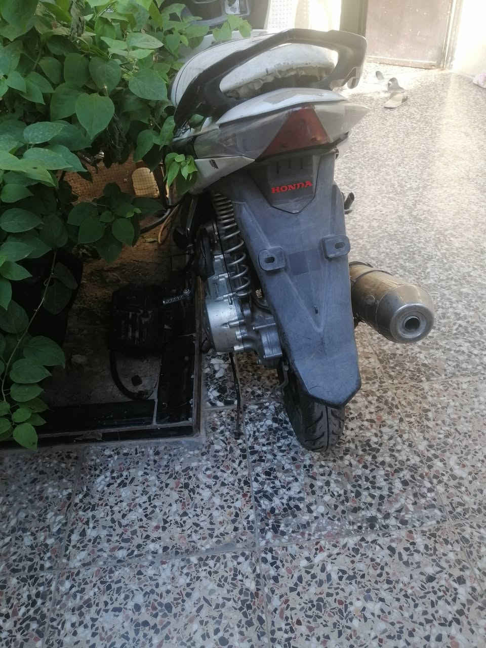 دراجه للبيع كوم حديد ياباني مو صيني سعرها 175 وبيها مجال تواصل على هذا الرقم مكانه بغداد الشعب ***********
