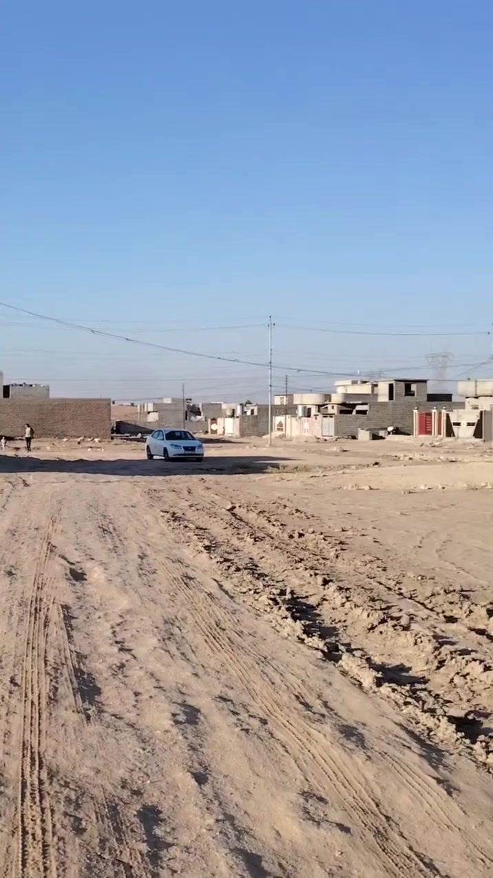 للبيع قطع أراضي 150 فما فوق في العبور قرب شركة الكهرباء ال400 واصل خدمات شارع عرض 10 أمتار للاستفسار الاتصال على الرقم التالي *********** او المراسله على الخاص
