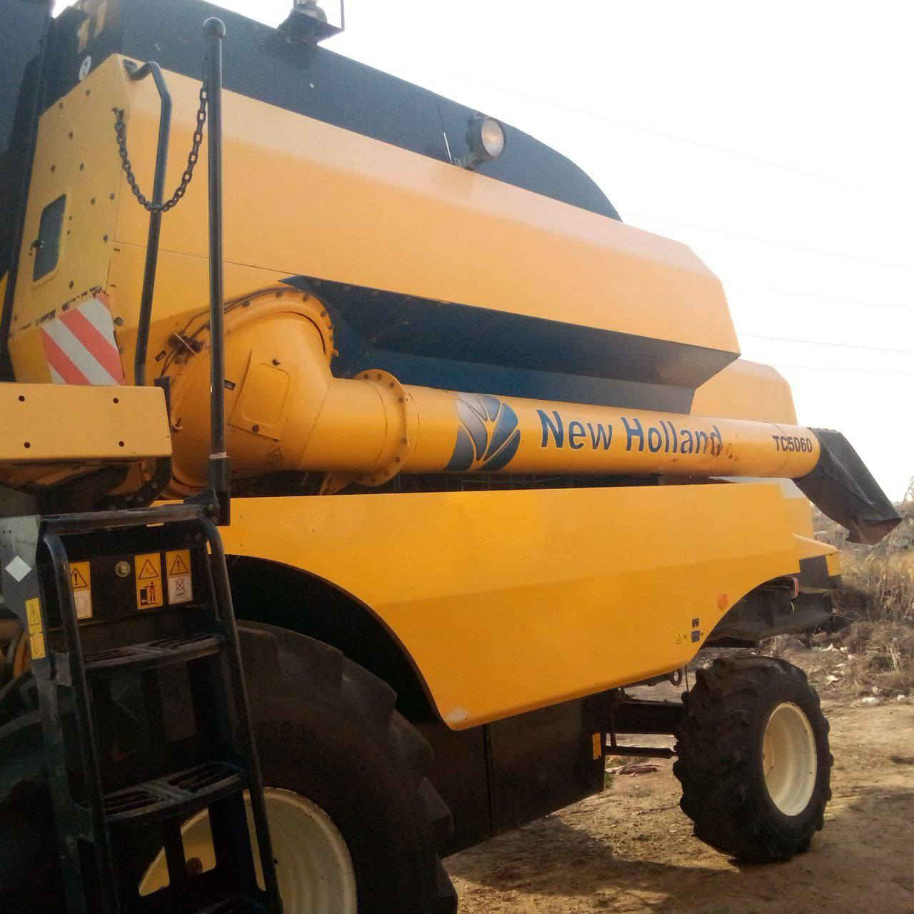 السلام عليكم حاصده نيوهلند خمسه بلم تك درام تخم تاير امامي جديد مديومه وجاهزه للعمل هايدرو طبله 15 عنوان بابل جبله قرب الخط السريع شركه الحصاد الذهبي ***********
