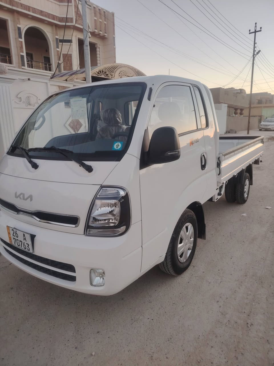 السلام عليكم للبيع كيا حمل 2025 مرقم جاهز مكفوله كفاله عامه ماشيه الف مكان السياره تكريت للاستفسار *********** السعر 168 وبيهه مجال بسيط
