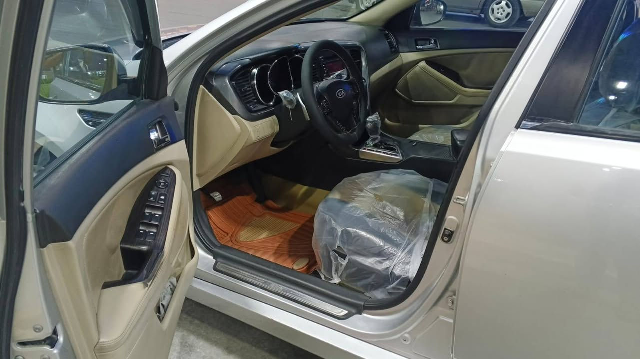 سلام عليكم للبيع وبتمه مديل 13 خليجي بيهة بس بنيد صبغ بدون فتح ول باقي كفاله عامه كير مكينه مكفولات مكينه 2000 دوش فول مواصفات بصمه كشنات جلد داخل بيجي بنو رامه رقم بغداد دولي مكان سياره واسط سعر 117 وبيهة مجال ***********
