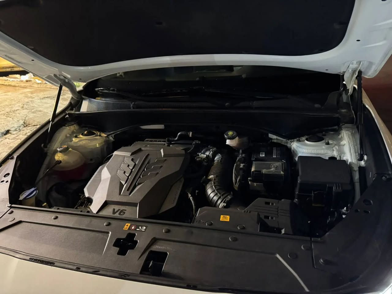 السلام عليكم
للبيع سنتافي سياره جديده جدا كفاله عامه بدون صبغ او حادث او تبديل سياره جدا جديده و مكفوله 
موديل ٢٠٢٣ ضمان الاولى موتورز
فول ١/١ فئه اعلى فئه بالسنتافي مواصفات ٧ راكب ٣ قطع تبريد محرك سته سلندر   بنراما كشنات كهرباء لد خلفي جنطه كهرباء بصمه ابواب وتشغيل لايت زينون بلادي شاشه بلاديه مانع نحدار تحكم ستيرن جهتين ويل 20 نفكيشن شاشه كبيره بردات خلفيه رادارات جانبيه نقطه حمراء داريف مود وضعيات قياده كير بيانو كرسي كهربائي جانبي وبعد بيهه هواي مواصفات

السياره استلام الاولى موتورز بعدها ع وضع شركه 
محرك سته سلندر بلادي مكفول من كلشي 
للعلم سياره ع ايدي ماخذها زيرو وضلت عندي محافظ عليها جدا نضيفه 
مكاني بغداد  
سعرها 275 ورقه وبيهه مجال بسيط 
***********
اخوان رجاءا شراي جناي يتصل مو شراي ارفع منشور بكلمه يالله
