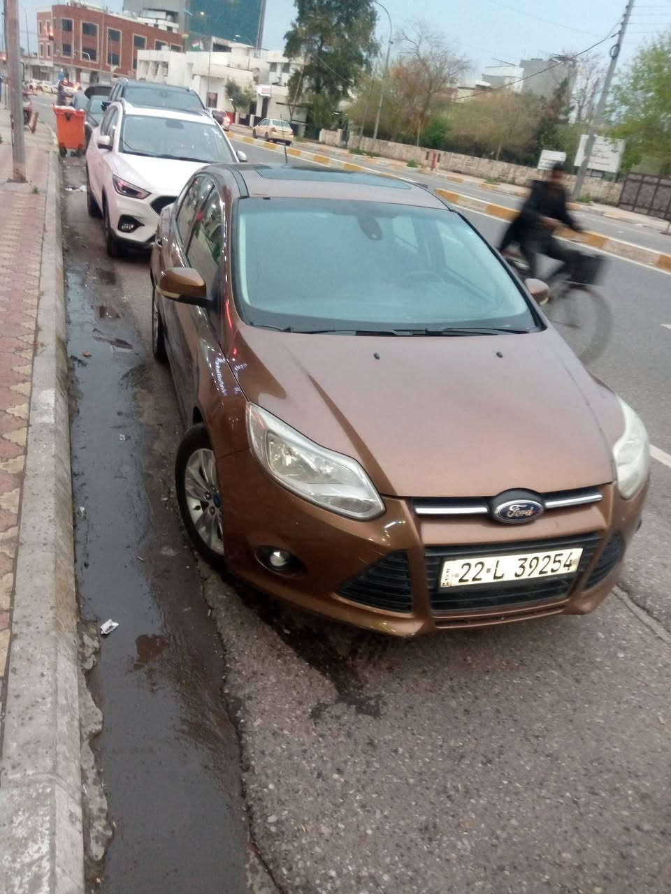 السلام عليكم سياره للبيع فورد فوكس موديل 14 تبريد كهربائيات كلها شغاله بدون حادث كلين تحويل كبل مكان ابو غريب حي الصديق رقم موبايل اتصال فقط *********** واتساب فقط ***********
