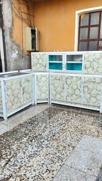 كاونتر • ٤ قطع • نضيف