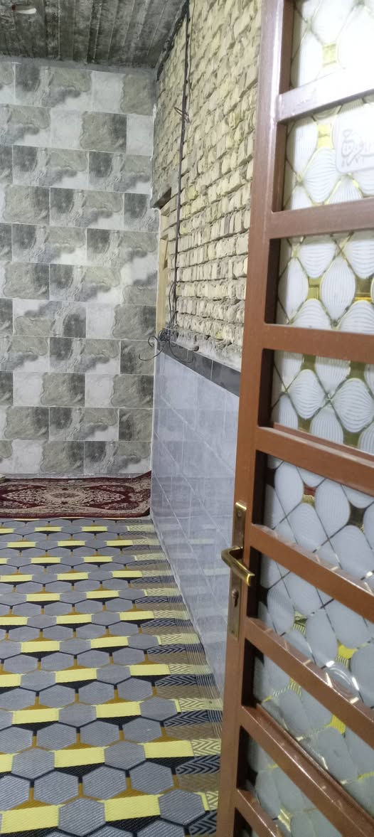 السلام عليكم بيت حي السفير مساحة ١٢٥ متر فرع ابو كاظم القريشي
*********** واتساب
