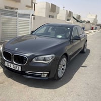 بي ام دبليو ٧٥٠ • موديل ٢٠١٤ • حجم ٧٥٠